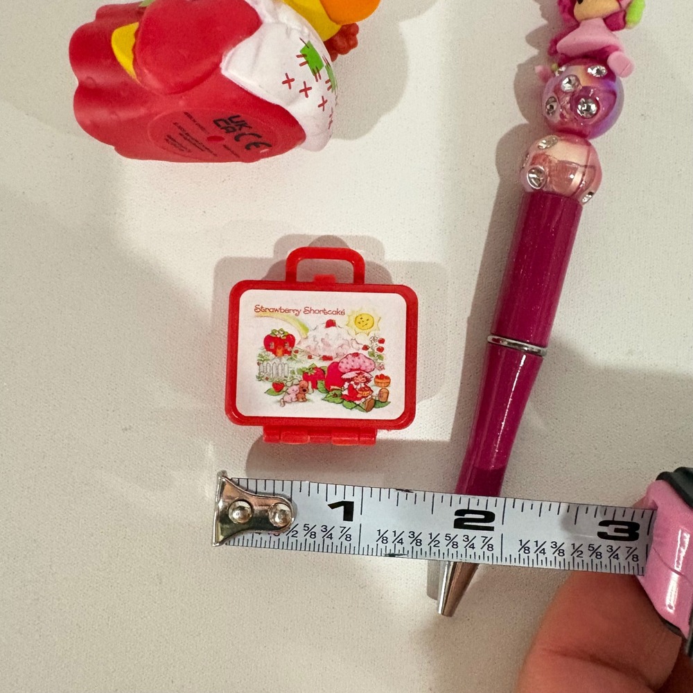 Strawberry Shortcake TUBBZ Rubber Duck Beaded Pen and Mini Lunchbox Bundle - Picture 4 of 4